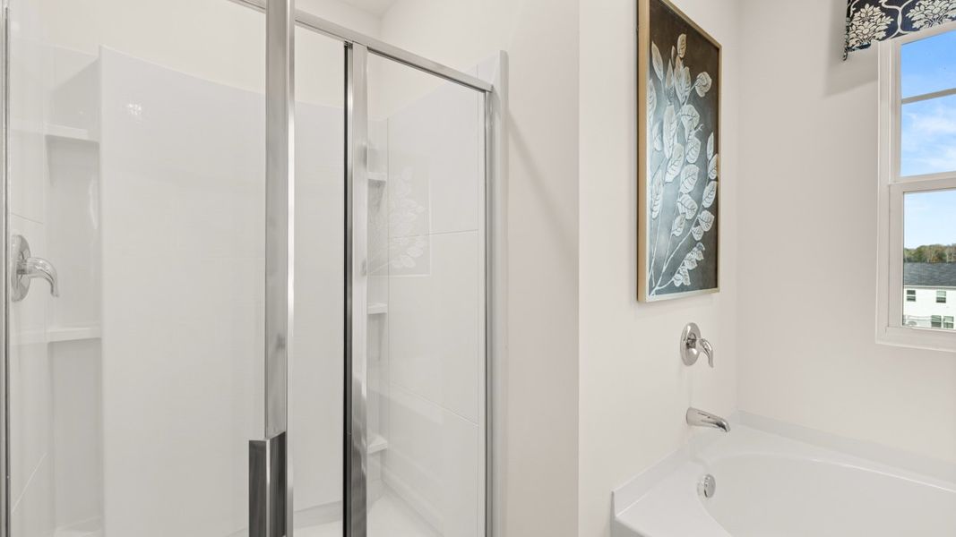 Representative furnished interior of a home built from the Hayden by D.R. Horton in Poplar Preserve, Newnan (Image 19).