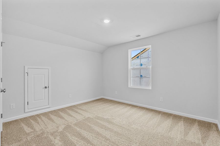 Spacious, unfurnished interior of a new home in Fieldstone, Lexington (Image 31). Spacious, unfurnished interior of a new home in Fieldstone, Lexington (Image 31).