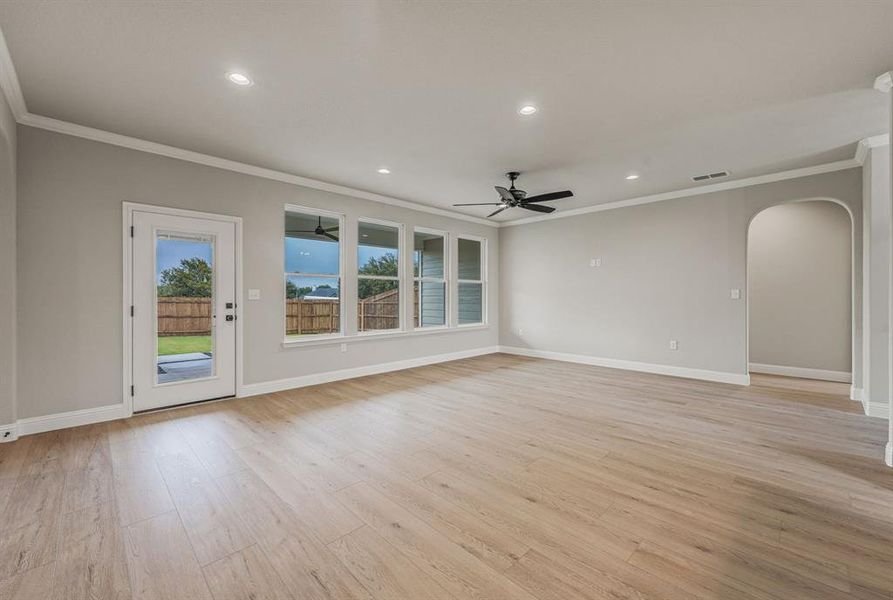Spacious, unfurnished interior of a new home in , Glen Rose (Image 34). Spacious, unfurnished interior of a new home in , Glen Rose (Image 34).