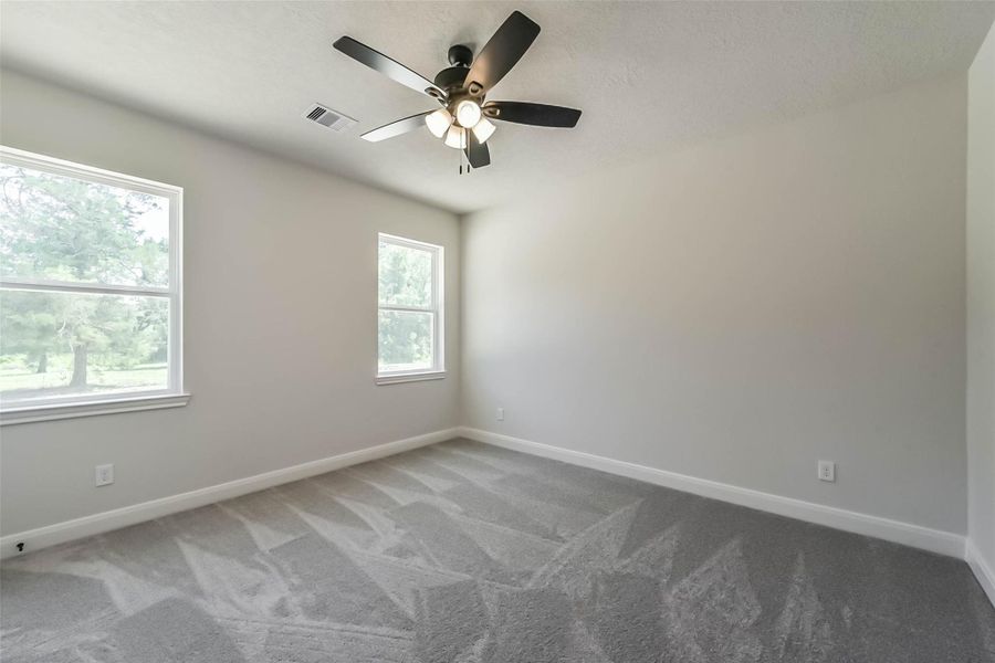 Spacious, unfurnished interior of a new home in , Baytown (Image 28).