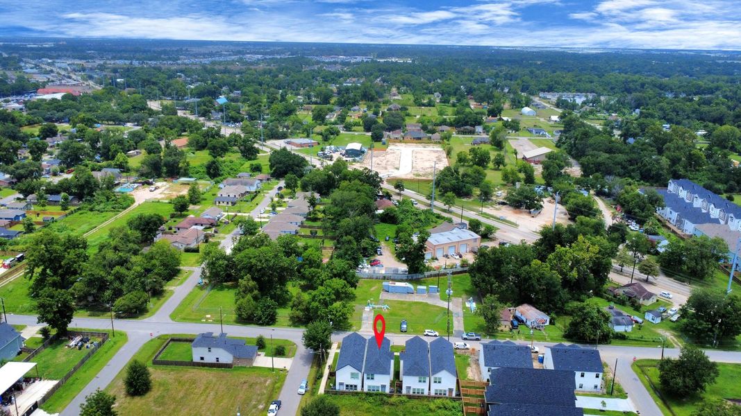 Image 4 of a home in .