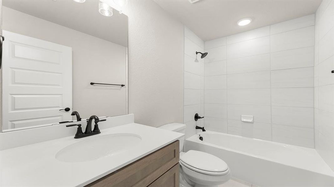 21. 1527 Bridlepath - 2ND Bath