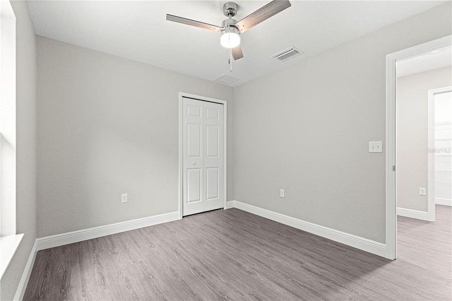 Spacious, unfurnished interior of a new home in , Summerfield (Image 16).