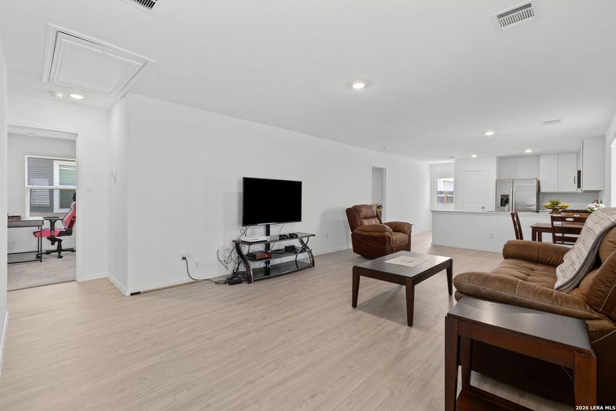 Furnished interior view inside a new home in Sunset Oaks, Maxwell (Image 17).