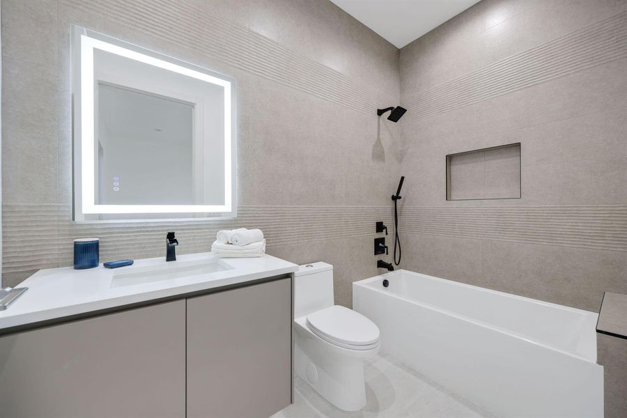 8795 Valencia Court - 62.jpg-vsuniqueid-