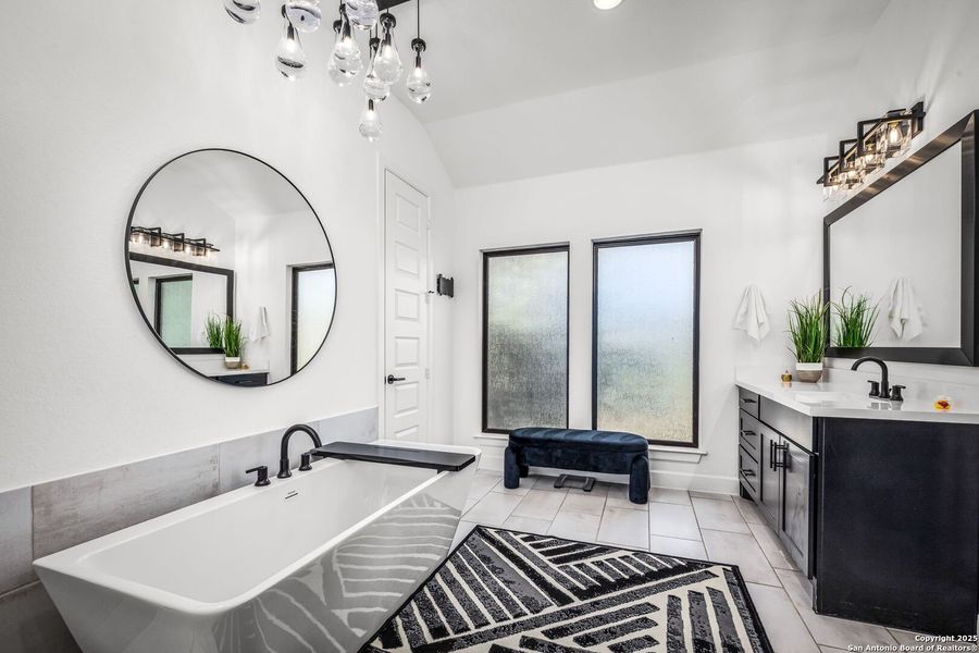 Furnished interior view inside a new home in Vintage Oaks, New Braunfels (Image 22). Furnished interior view inside a new home in Vintage Oaks, New Braunfels (Image 22).