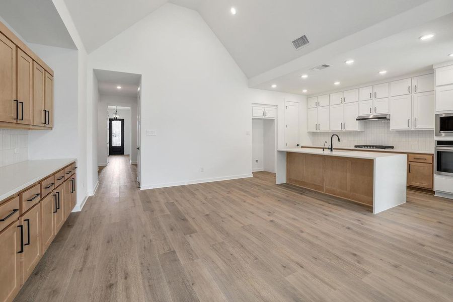 Spacious, unfurnished interior of a new home in Parkside Peninsula, Georgetown (Image 16). Spacious, unfurnished interior of a new home in Parkside Peninsula, Georgetown (Image 16).