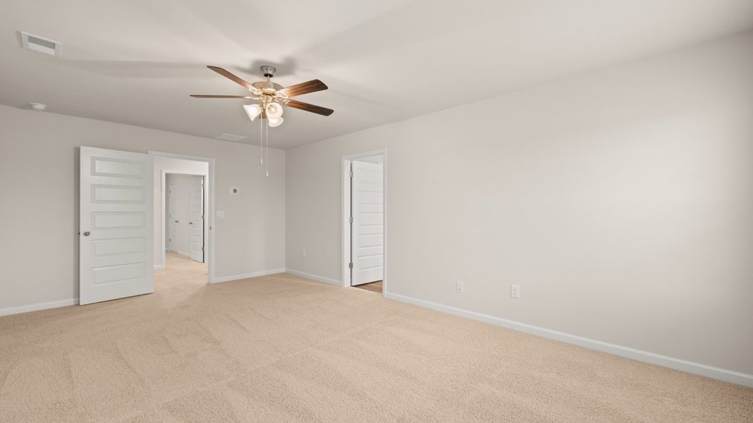 Spacious, unfurnished interior of a new home in Captain's Corner, Grovetown (Image 20).