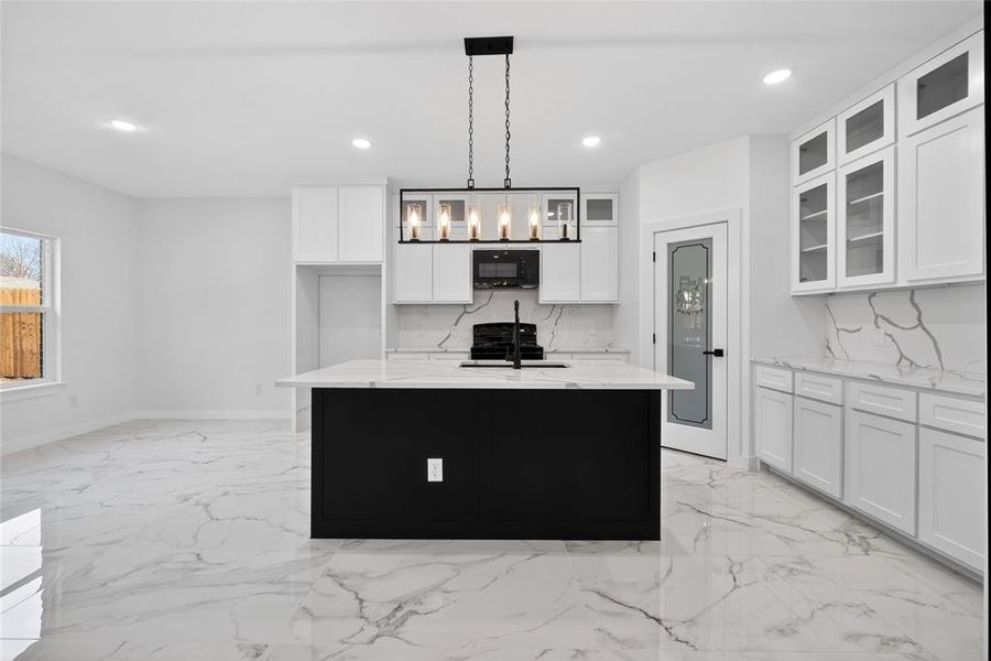 Furnished interior view inside a new home in , Glenn Heights (Image 11). Furnished interior view inside a new home in , Glenn Heights (Image 11).