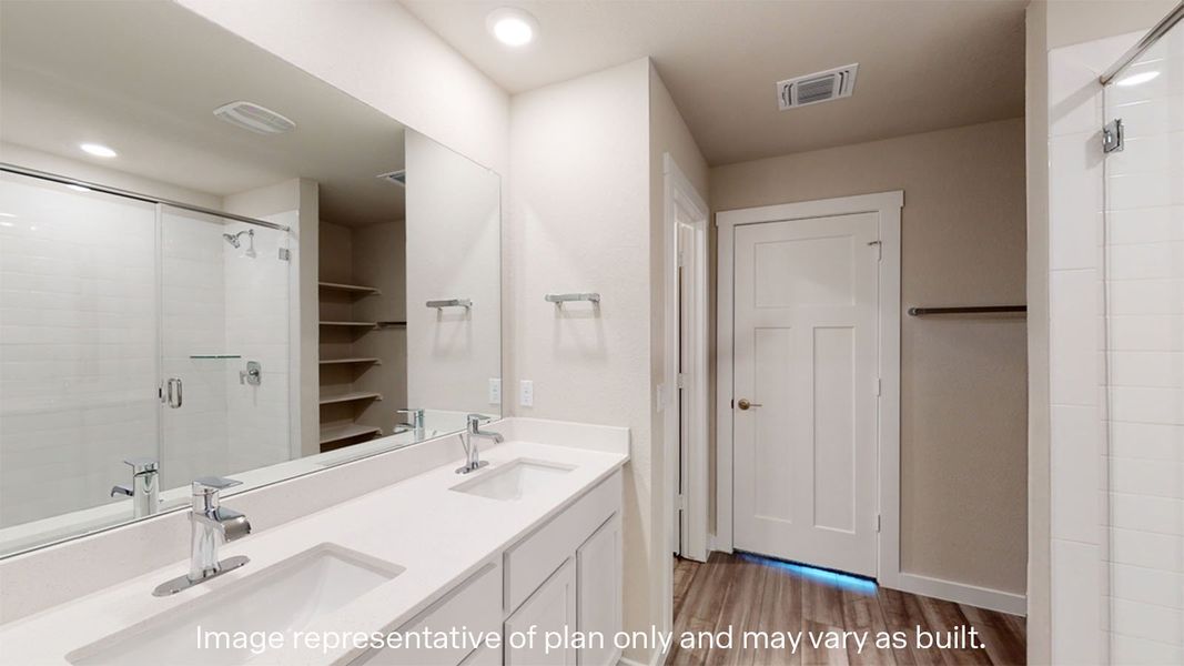Furnished interior view inside a new home in Saratoga Crossing, Corpus Christi (Image 11).