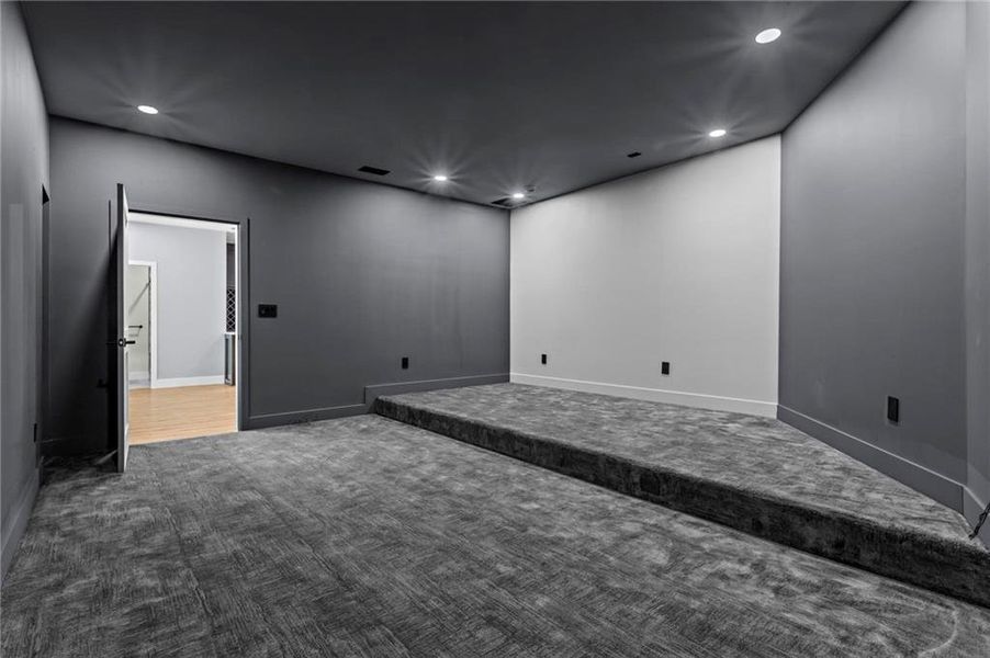 Spacious, unfurnished interior of a new home in , Marietta (Image 23).