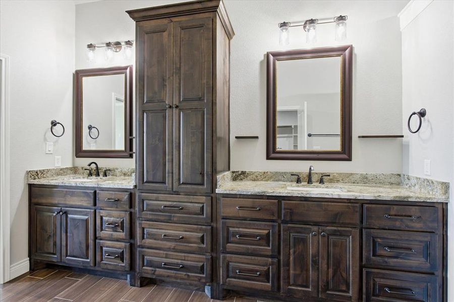 Furnished interior view inside a new home in , Granbury (Image 14).