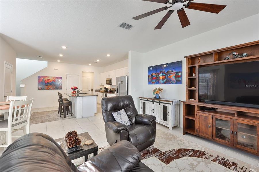 Furnished interior view inside a new home in , Tampa (Image 9).