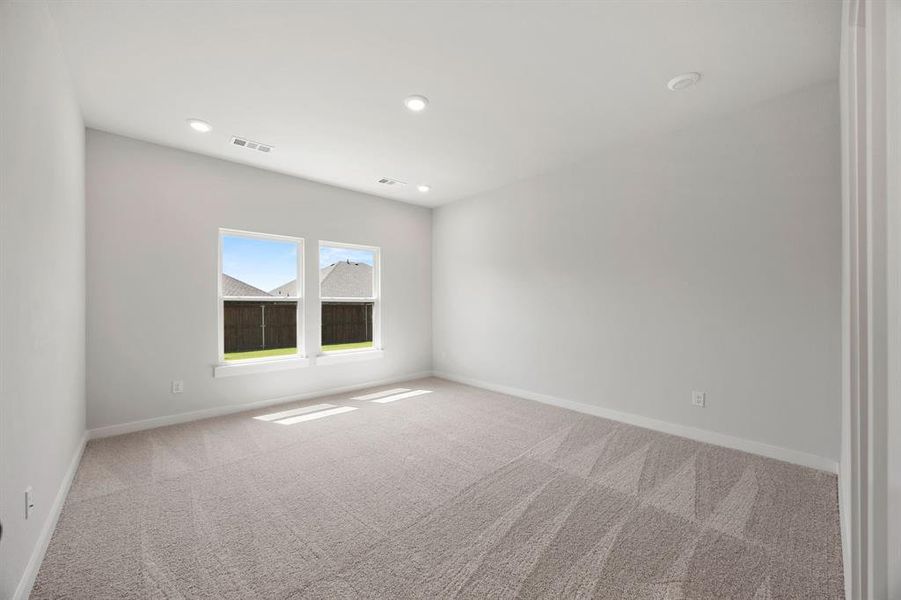 Spacious, unfurnished interior of a new home in Prestige Collection at Overland Grove, Forney (Image 11). Spacious, unfurnished interior of a new home in Prestige Collection at Overland Grove, Forney (Image 11).