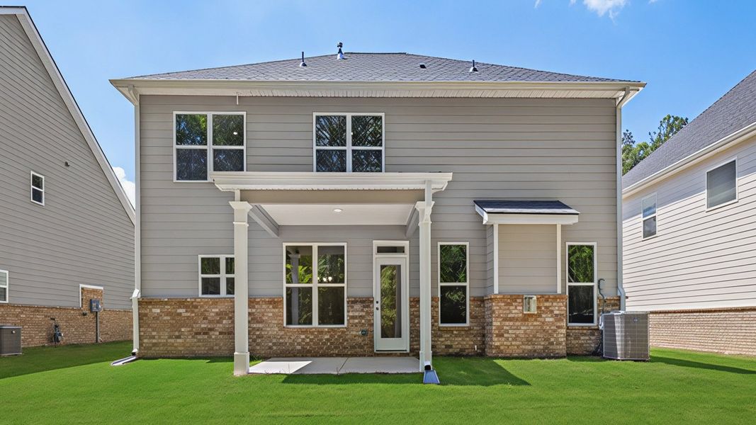 Representative exterior details of a home built from the Packard by D.R. Horton in Evergreen Crossing, Locust Grove (Image 3).