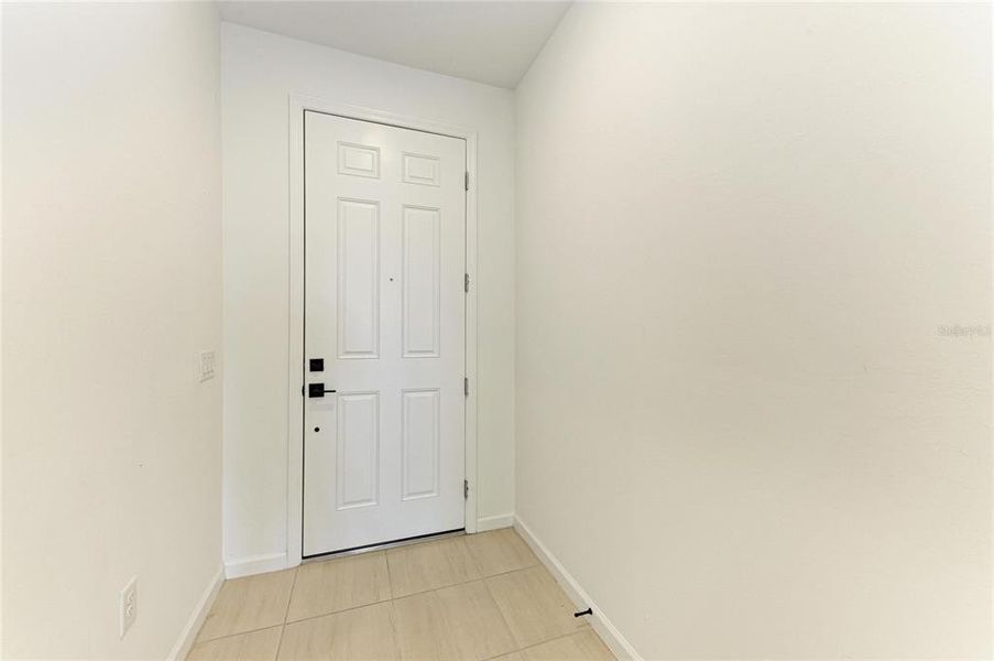 Spacious, unfurnished interior of a new home in , Bradenton (Image 39). Spacious, unfurnished interior of a new home in , Bradenton (Image 39).