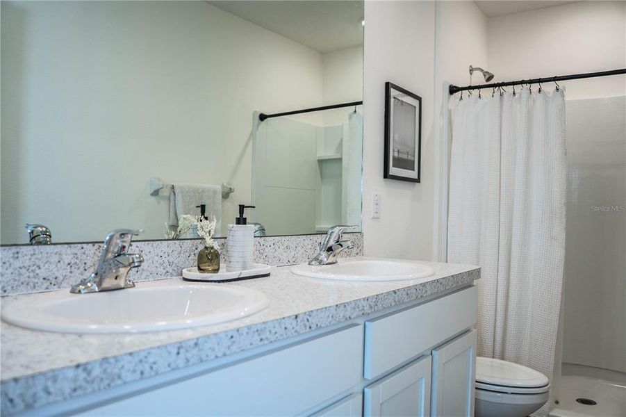 Close-up of interior finishes inside a home in , Plant City (Image 20).