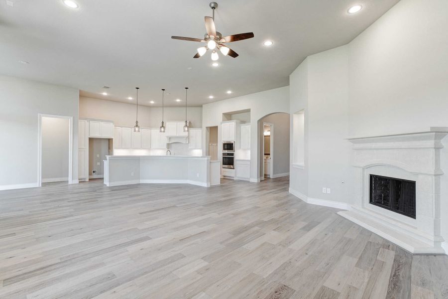 Representative unfurnished interior of a home built from the 2688 by Ravenna Homes in The Woodlands Hills 65′, Willis (Image 22).
