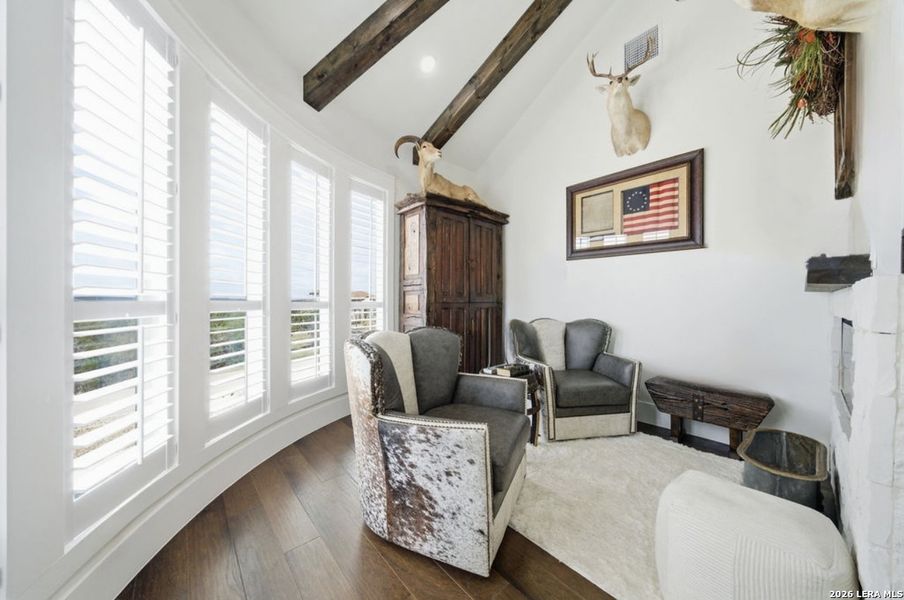 Furnished interior view inside a new home in , New Braunfels (Image 11).