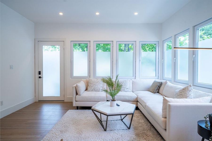 Furnished interior view inside a new home in , Dallas (Image 16). Furnished interior view inside a new home in , Dallas (Image 16).