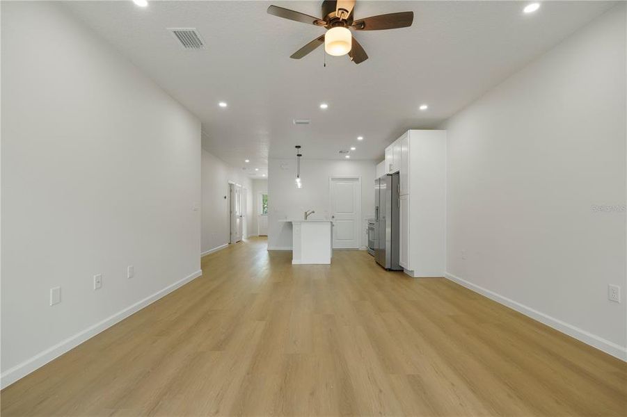 Spacious, unfurnished interior of a new home in , Eustis (Image 12).