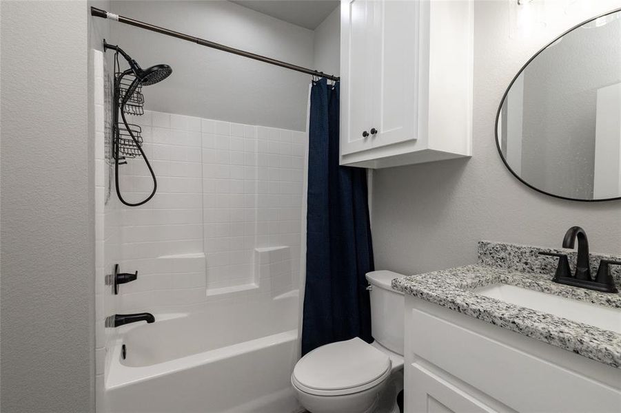 Furnished interior view inside a new home in , Bridgeport (Image 9).