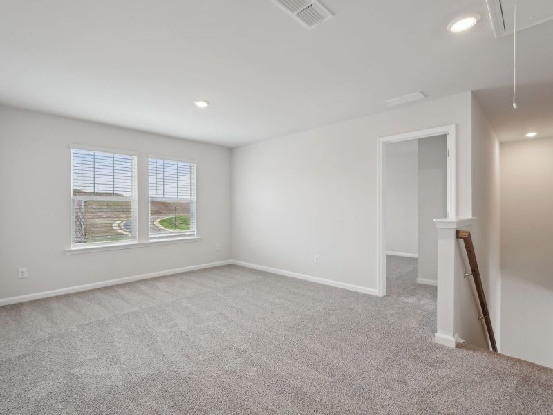 Spacious, unfurnished interior of a new home in Preserve at Mountain Creek, Pendergrass (Image 15).