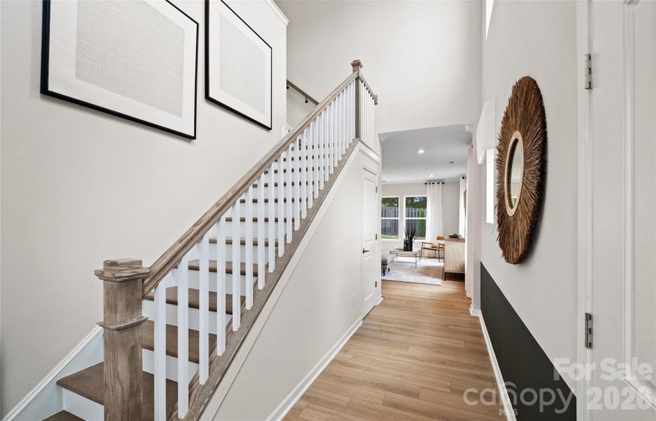 REPRESENTATION PHOTO REPRESENTATION PHOTO