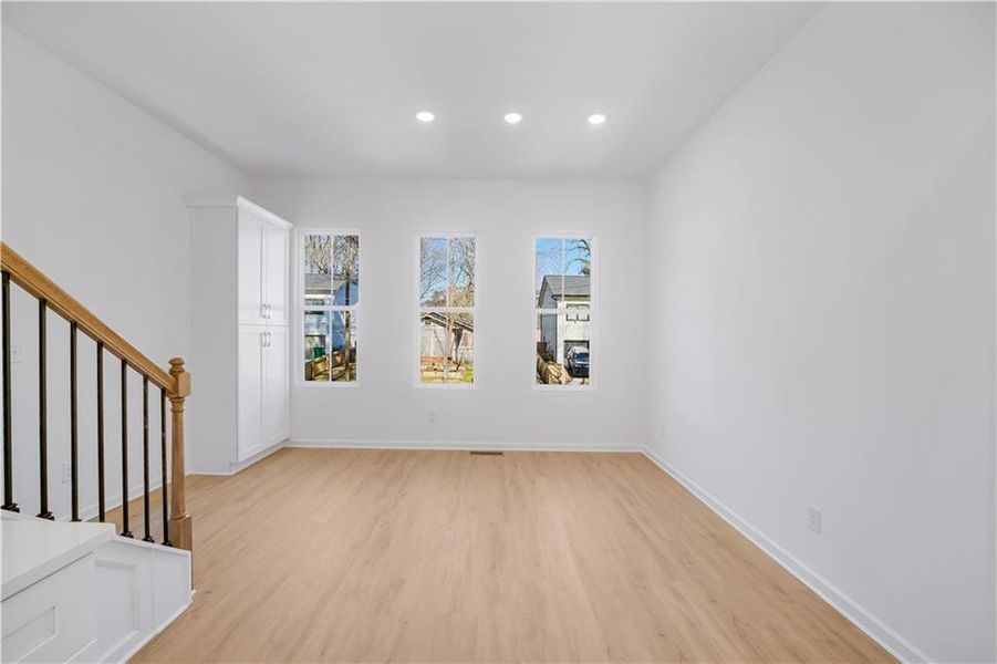 Spacious, unfurnished interior of a new home in , Scottdale (Image 22).