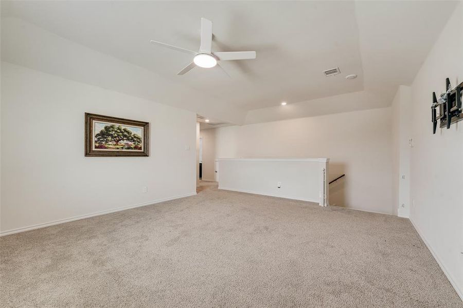 Spacious, unfurnished interior of a new home in , Princeton (Image 21).