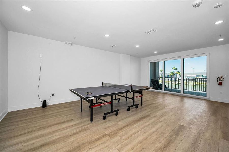 Community amenities in , Madeira Beach (Image 70).