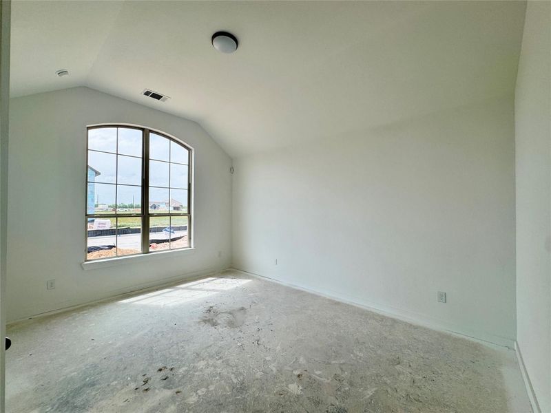 Spacious, unfurnished interior of a new home in Pomona: 40ft. lots, Manvel (Image 17). Spacious, unfurnished interior of a new home in Pomona: 40ft. lots, Manvel (Image 17).