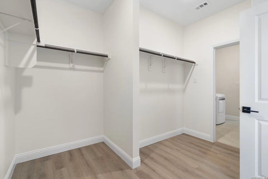 Spacious, unfurnished interior of a new home in Rayburn Valley, San Antonio (Image 18). Spacious, unfurnished interior of a new home in Rayburn Valley, San Antonio (Image 18).