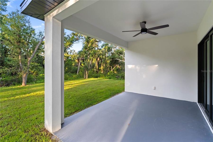 Exterior details and patio area of a home in , Port Charlotte (Image 4).
