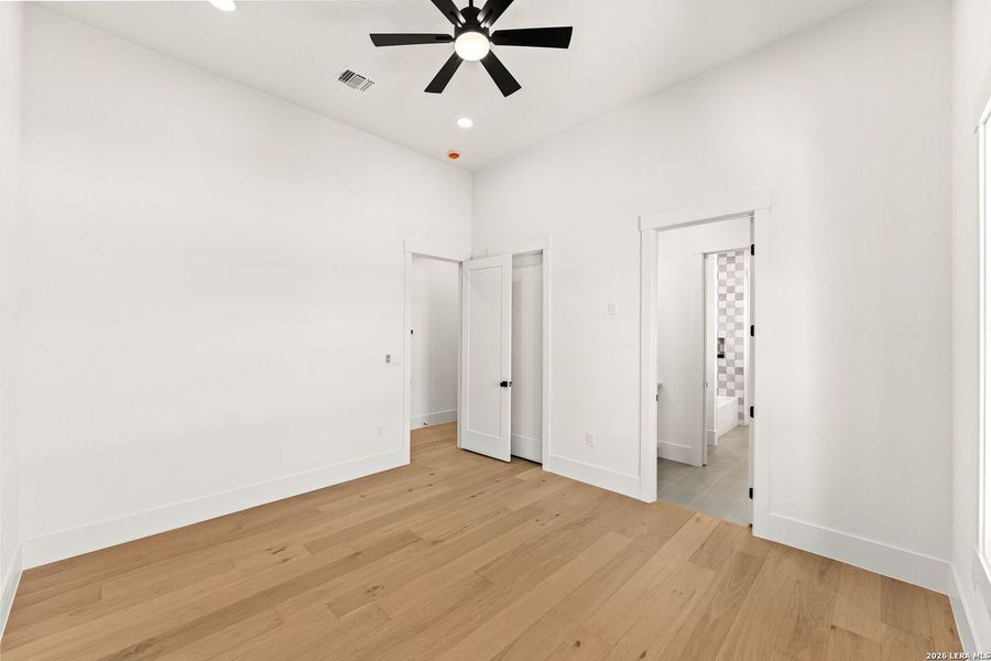 Spacious, unfurnished interior of a new home in , Bulverde (Image 23). Spacious, unfurnished interior of a new home in , Bulverde (Image 23).