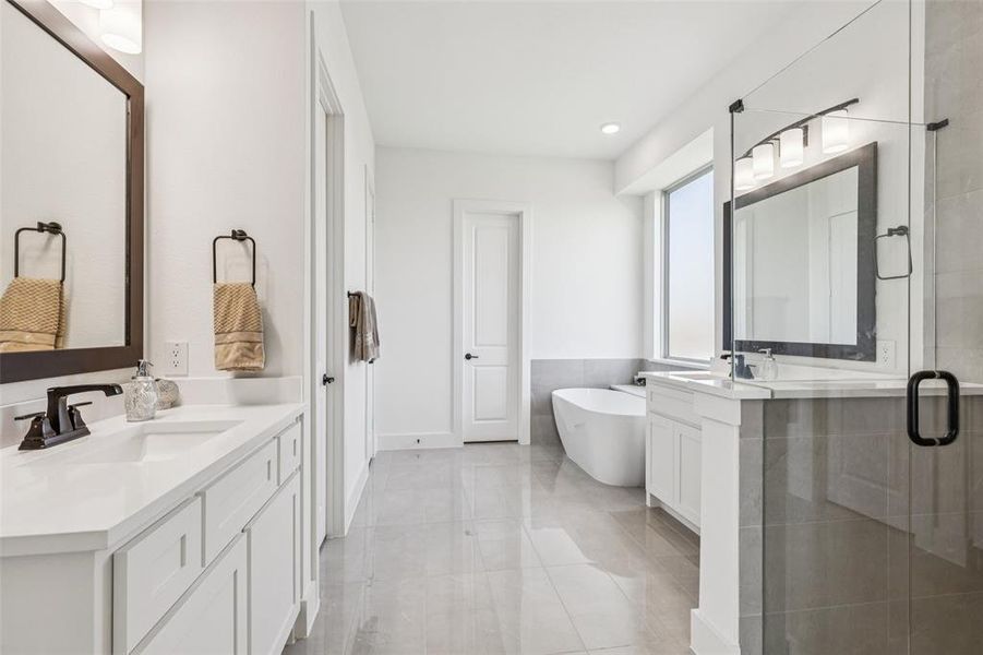 Furnished interior view inside a new home in Cambridge Estates, Prosper (Image 18). Furnished interior view inside a new home in Cambridge Estates, Prosper (Image 18).