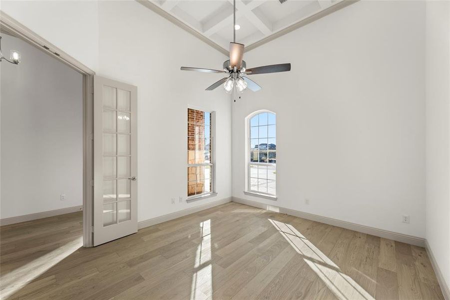 3148 Bryne Lane - Study 3148 Bryne Lane - Study