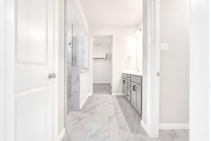 Furnished interior view inside a new home in Jordan Ranch 45' Homesites, Fulshear (Image 10).