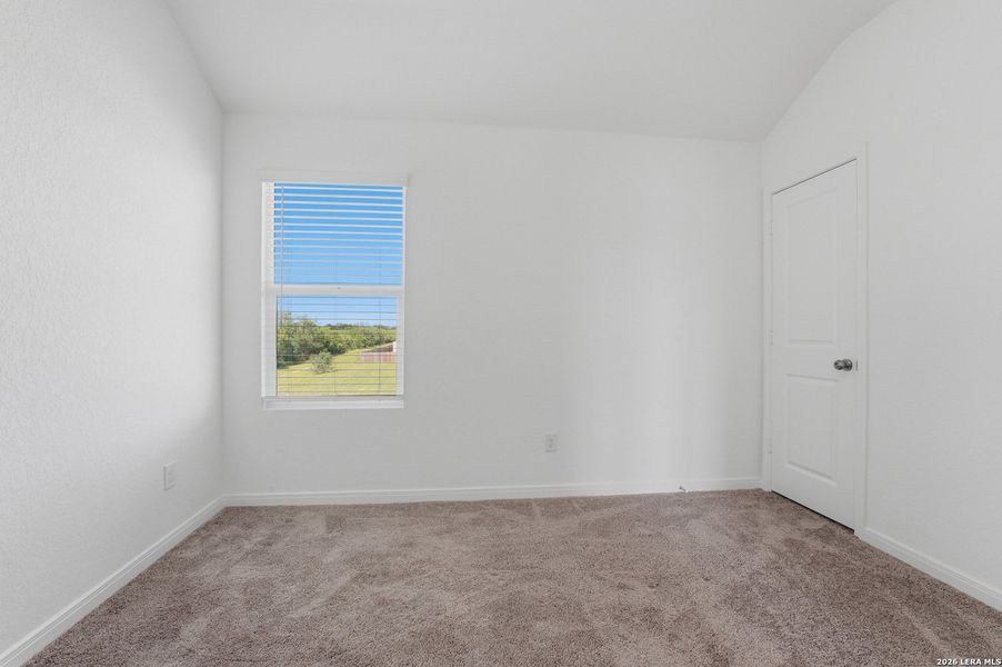 Spacious, unfurnished interior of a new home in Guadalupe Heights, Seguin (Image 26).