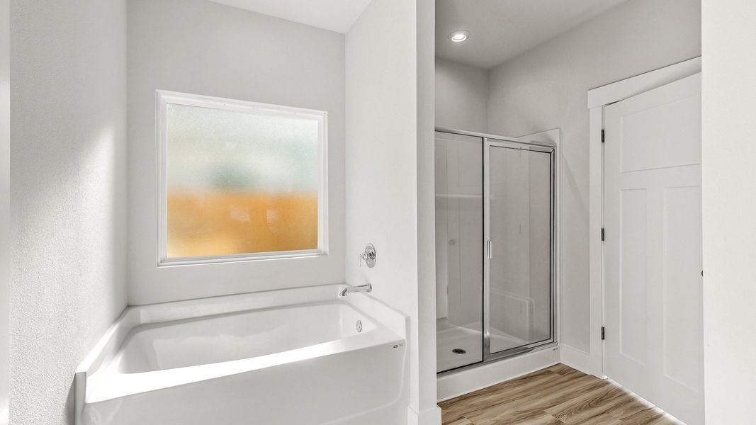 Representative furnished interior of a home built from the Embry by D.R. Horton in Ashton Park Phase III, Freeport (Image 8). Representative furnished interior of a home built from the Embry by D.R. Horton in Ashton Park Phase III, Freeport (Image 8).