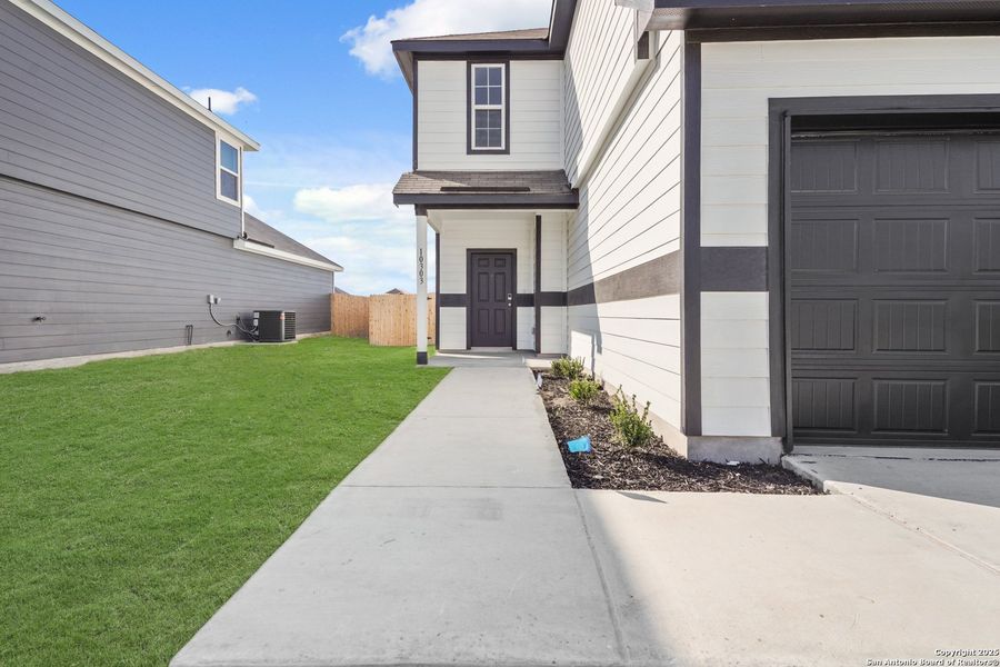 Exterior details and patio area of a home in Applewhite Meadows, San Antonio (Image 23).
