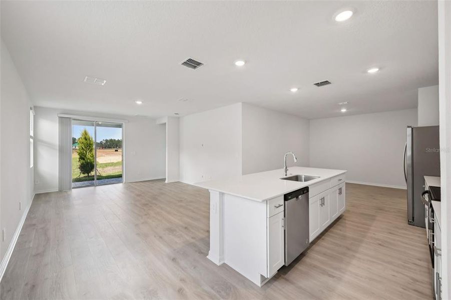 Spacious, unfurnished interior of a new home in Ridgehaven - Villas, Ormond Beach (Image 16).