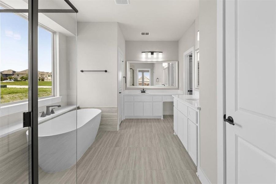 Furnished interior view inside a new home in Woodcreek, Rockwall (Image 5).