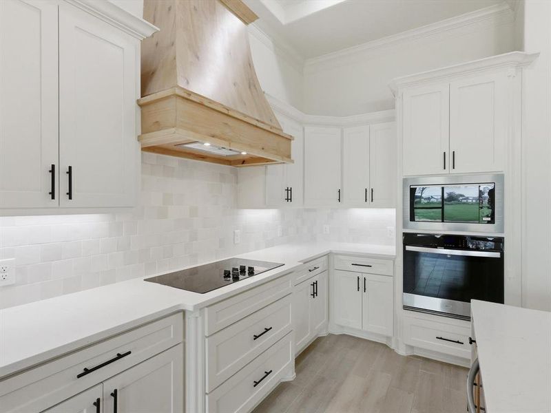 Furnished interior view inside a new home in , Weatherford (Image 11).