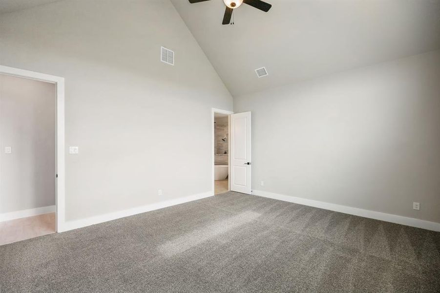 Spacious, unfurnished interior of a new home in , Waxahachie (Image 18). Spacious, unfurnished interior of a new home in , Waxahachie (Image 18).