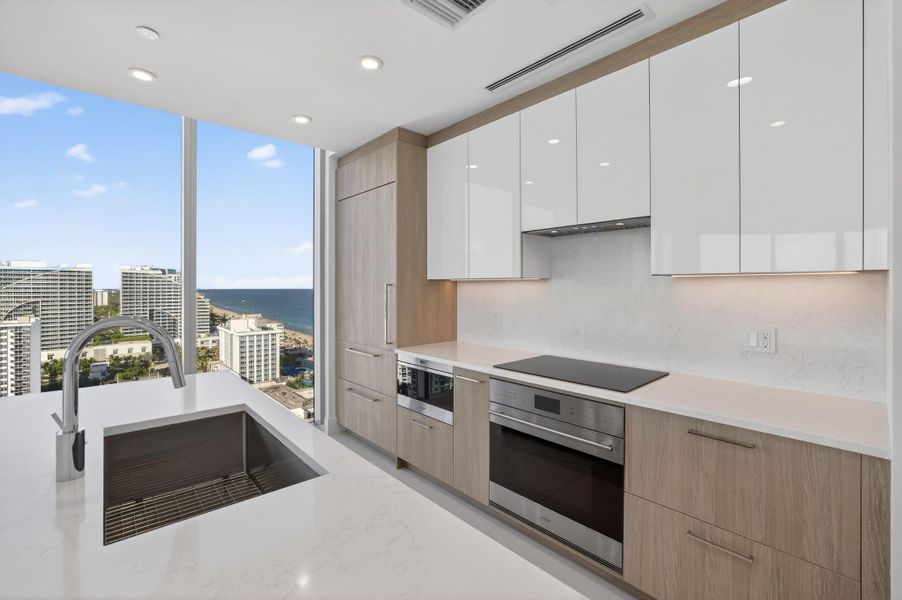 Furnished interior view inside a new home in , Fort Lauderdale (Image 9). Furnished interior view inside a new home in , Fort Lauderdale (Image 9).