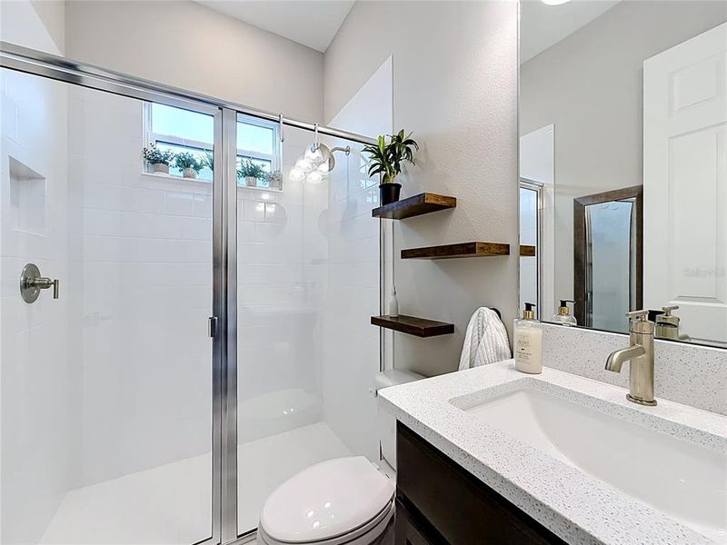 Furnished interior view inside a new home in , Mount Dora (Image 52).