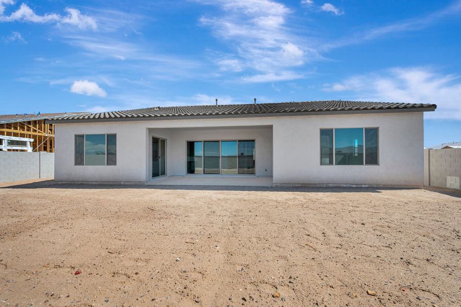 Exterior details and patio area of a home in Abel Ranch, Goodyear (Image 23).
