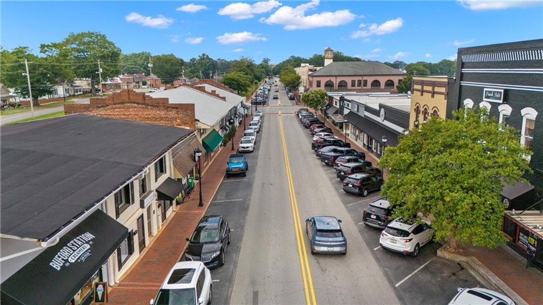 Image 64 of a home in Millcroft Townhomes.