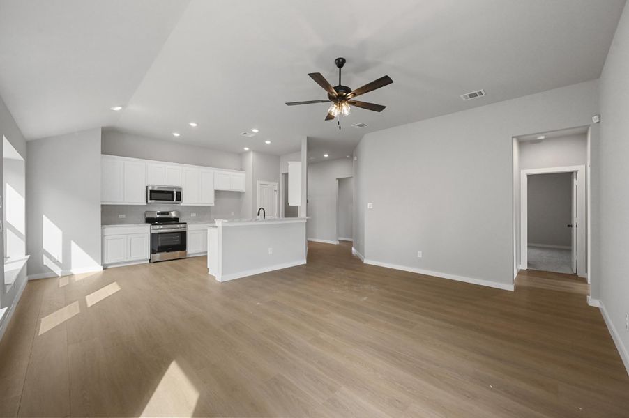 Representative unfurnished interior of a home built from the Hanover by Cheldan Homes in Sunset Ridge, Keene (Image 80). Representative unfurnished interior of a home built from the Hanover by Cheldan Homes in Sunset Ridge, Keene (Image 80).